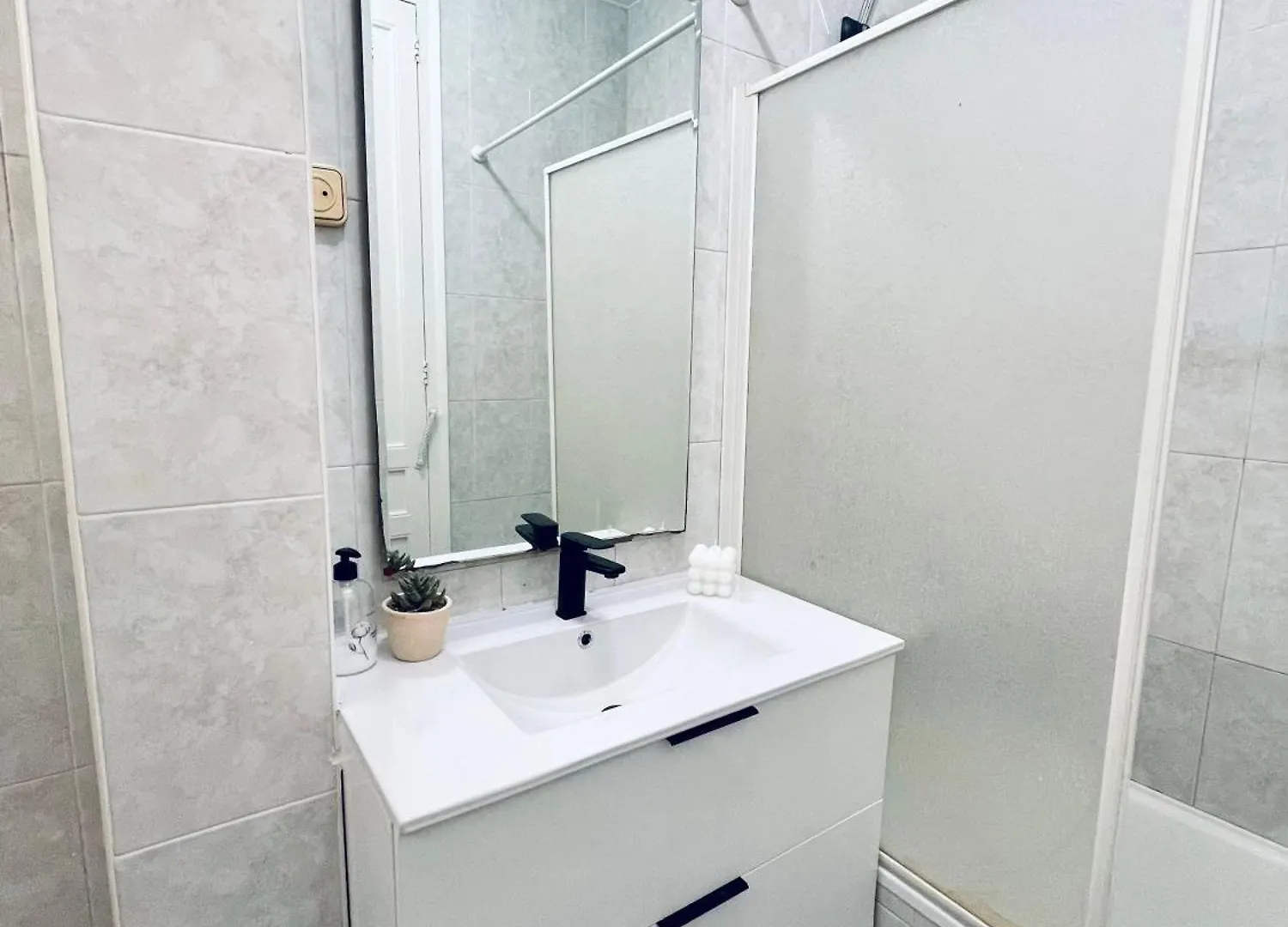 Banys Nous 1 Bed & Breakfast Barcelona